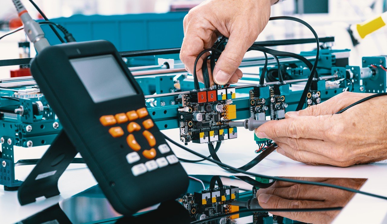 思仪科技冲击创业板，聚焦电子测量仪器，关联交易金额较大