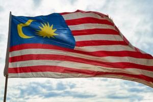 罕见突发！马来西亚“后门”首相料今将宣布辞职 半导体供应链慌乱无章、疫情加剧未解 政府“疲于应付病例激增与经济走下坡”