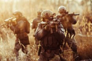 动作频频！美国防长公开承认“深度介入俄乌战争” 再与驻美训练乌克兰士兵视频通话