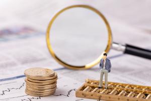 贫富洗牌！乐施会：新冠期间“全球亿万富人数高升” 今年估2.63亿人陷极端贫困