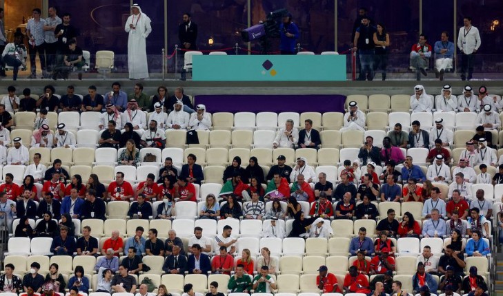 卡塔尔世界杯期间游客远低于预期，敞开入境限制欢迎更多球迷