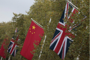 英国宣布中止香港引渡协议 中国外交部、香港特区政府回应