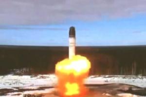 可直击美国本土！俄成功试射“萨尔玛特”洲际弹道导弹 其为何被称为“美国噩梦”？