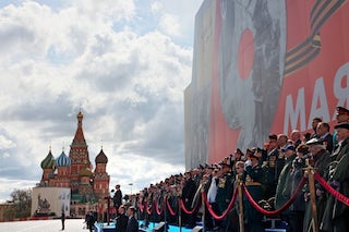 【英媒头条】普京发言“专业”有结束战争迹象 俄罗斯胜利日阅兵不忘提醒“核威慑”