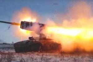 俄乌战场炮火声不断！俄罗斯导弹袭击乌克兰南部城市 并在乌东加紧进攻