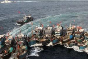 最新进展！中国渔船在韩西部海域沉没 目前12人获救3人失踪