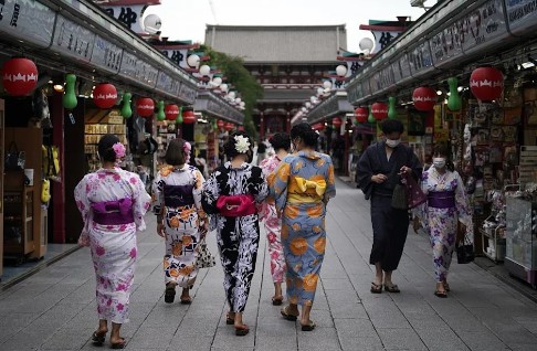 日本重开国门收效“不及预期” 政府因疫情对启动旅游推广持谨慎态度