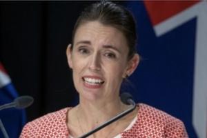 疫情进入“红灯”阶段！新西兰女总理宣布取消婚礼：“这就是人生”
