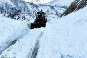 中印边境突发消息！7名印度士兵边境巡逻遭遇雪崩 全部失踪