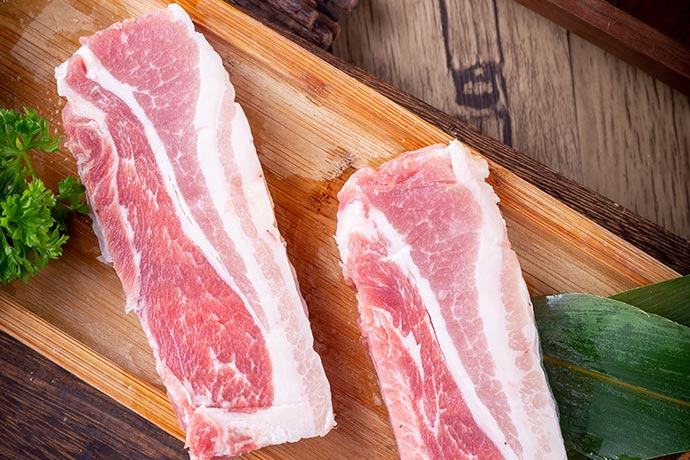 中国春节逼近，跌跌不休的猪价能找到底吗？