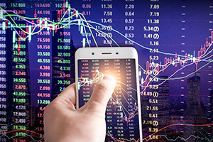 【欧股收盘】特朗普关税言论引发担忧、市场惴惴不安 英国富时收盘走低