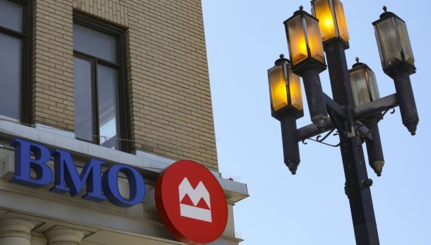 加拿大BMO银行陷“庞氏骗局”官司 计提收入减值高达11.2亿加元