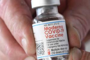 Moderna：新冠疫苗增强剂产生了对抗Delta变异毒株的“强大”免疫反应