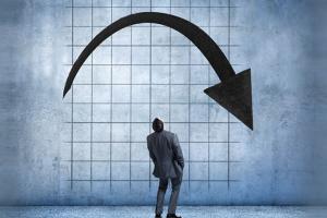 【美股收盘】9月魔咒果真不同凡响！初请再创大流行以来新低 美股却上演倒V反转录得4连阴