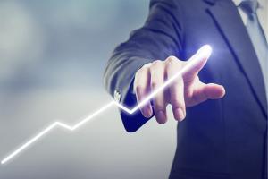 【美股收盘】三连阴后美股强势归来！道指收涨560点、道指暴拉2.4%