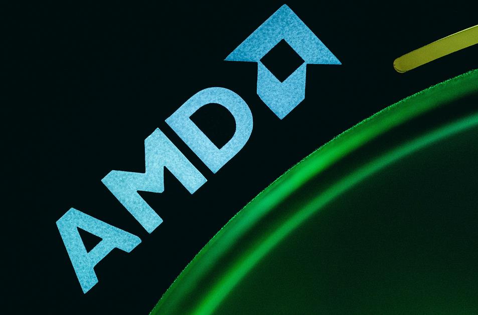 【美股天天说】AMD尝试关键破局能否成功？财报是拦路虎还是倒车接人？