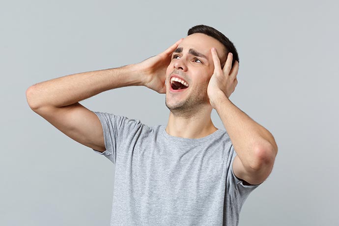 AI浪潮下的白领危机！高盛CEO：就业将经历“阵痛但非毁灭”