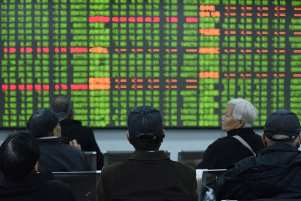 多维观察：投资者对中国股市崩盘的不同见解