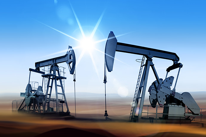 中东局势动荡推动油价上涨，布伦特原油飙升至80美元以上