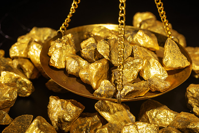 【黄金收评】 随着贸易战担忧升级 投资者再次选择美元 金价下跌