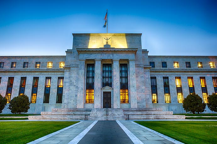 主张降息、偏好弱美元、质疑美联储独立性——新任理事或加剧货币政策分歧