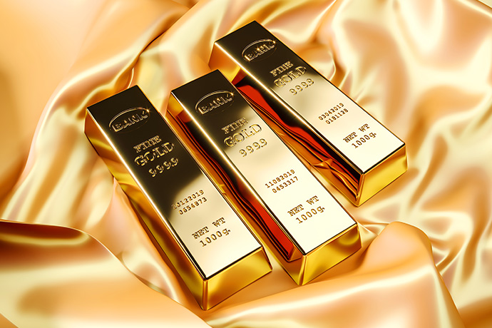 【黄金收评】黄金微跌仍守高位 就业疲软强化美联储降息预期