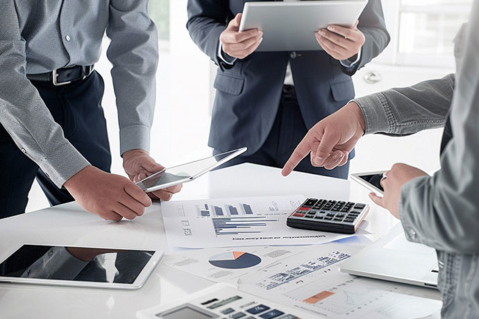 用数字说话：美国7月商业库存小幅上升 销售激增推动去库加快